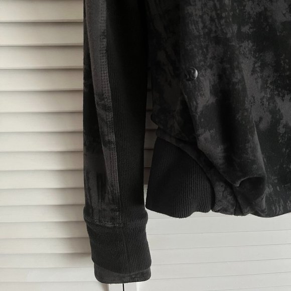 Lululemon To Class Jacket black & grey tie dye size 4 rare - Picture 11 of 14